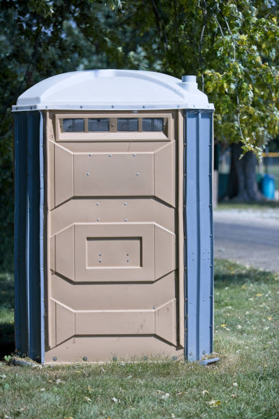Best Portable toilet rental cost  in Quincy, WA